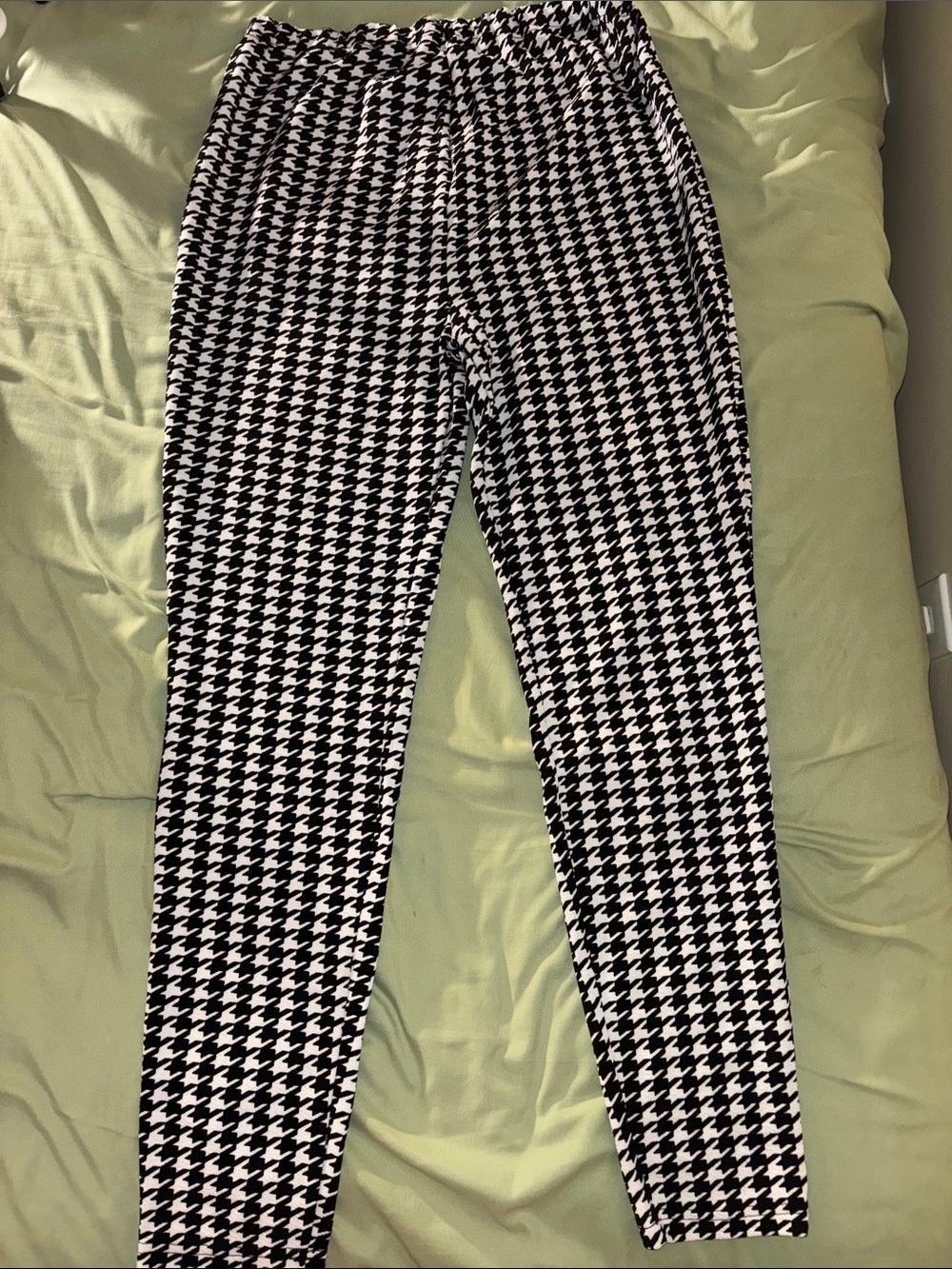 Maternal Women's Black & White Houndstooth Ponte Leggings Dress Pants